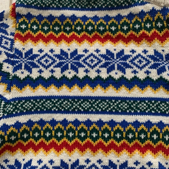 Chaps Open Neck Cream Sweater with Pattern - Picture 3 of 7